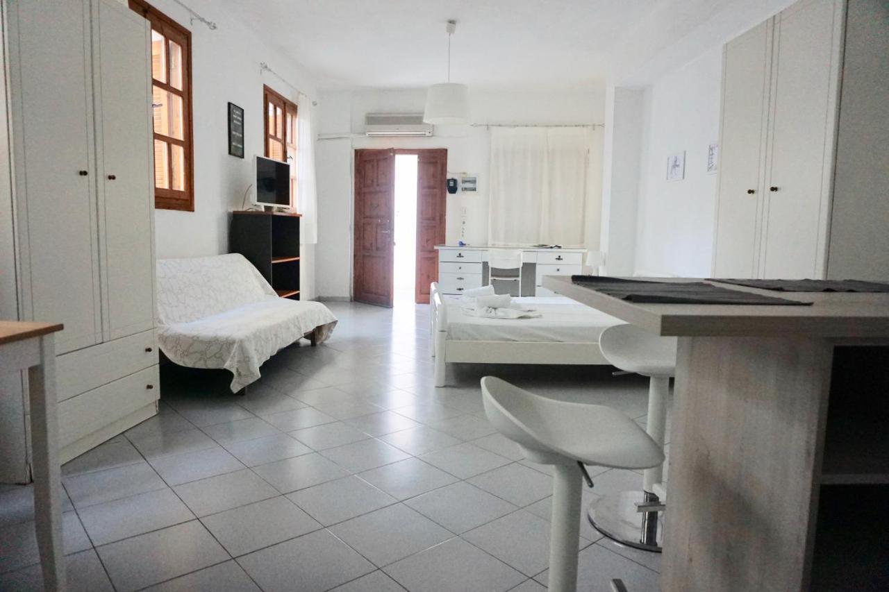 Crete Garden Apartments Ayos Nikolaos Dış mekan fotoğraf